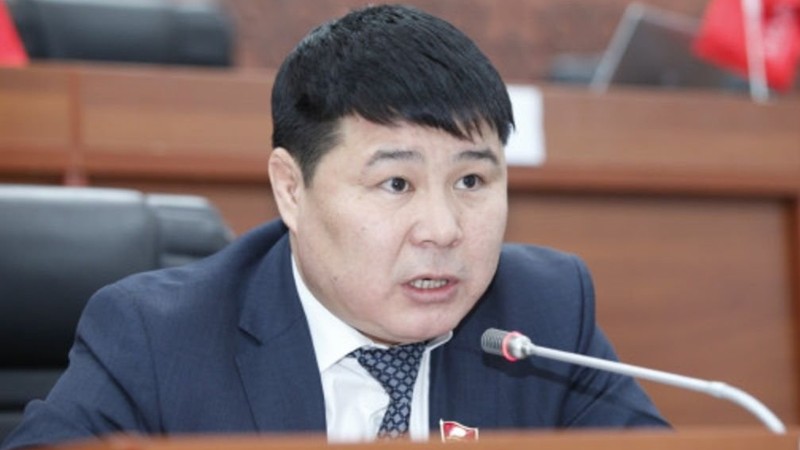 Кто занимается коммерцией, могут платить за дорогу, - депутат о плате за проезд по альтернативной дороге &mdash; Tazabek