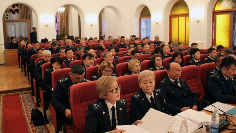 Ряд территориальных управлений ГНС не обеспечили сбор по налогам &mdash; Tazabek