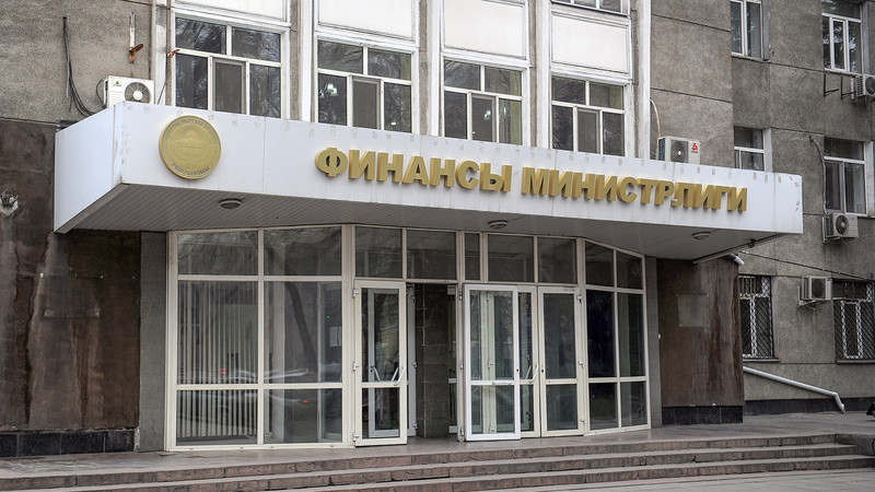 За полгода от акциза на товары, производимые в КР, поступило 1 млрд сомов, от товаров из стран ЕАЭС собрано 4,3 млрд сомов &mdash; Tazabek