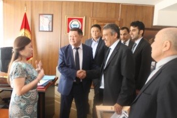 Минтранс КР и Саудовский фонд развития обсудили финансирование строительства участков дороги Север&mdash;Юг и Иссык-Кульской кольцевой дороги &mdash; Tazabek