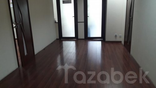 Повторная продажа по сниженной цене в 15 млн сомов офиса Е.Гуревича &mdash; бывшего финконсультанта М.Бакиева, не состоялась &mdash; Tazabek