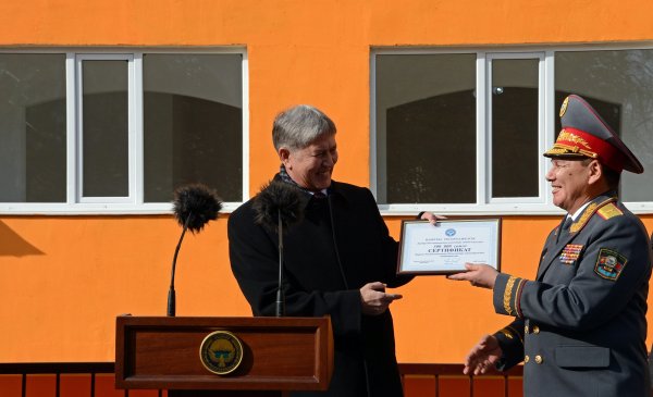 PR: 207 семей сотрудников МВД получили квартиры &laquo;Аю Курулуш&raquo; &mdash; Tazabek