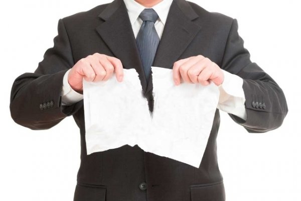 Каким компаниям комиссия отказала в выдаче и трансформации лицензий? (список, владельцы) &mdash; Tazabek