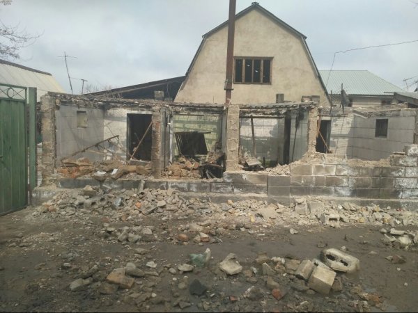 Для реконструкции и строительства 49 дорог за счет китайского гранта будет демонтировано 2,5 тыс. незаконных построек (фото) &mdash; Tazabek