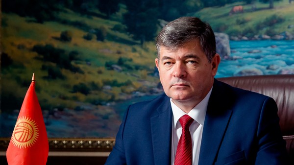 Правительство предлагало отменить НДС только на импорт зерна пшеницы, норма об отмене НДС на производство и переработку муки появилась в Жогорку Кенеше, - вице-премьер О.Панкратов &mdash; Tazabek