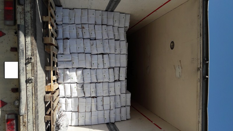 Таможня пресекла контрабандный ввоз сигарет и утиной грудки из Таджикистана стоимостью 13,5 млн сомов &mdash; Tazabek