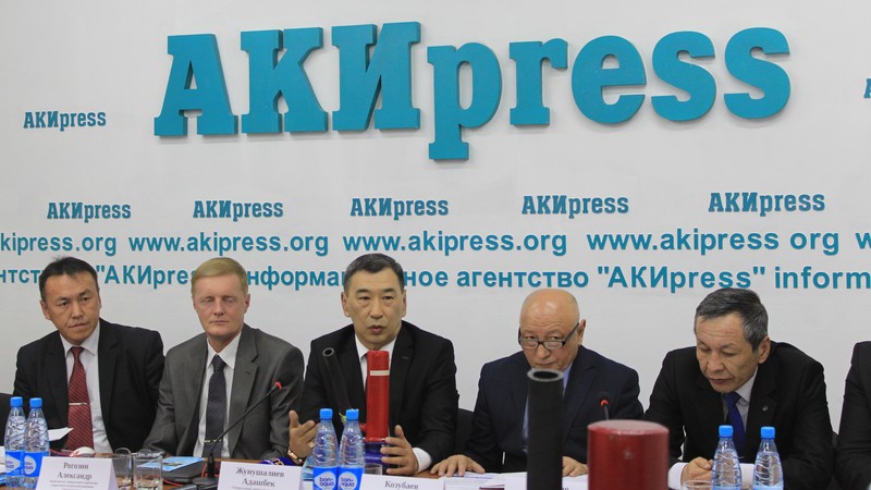 PR: Создан новый агрегат &laquo;Гидротаран-Аквасильвер&raquo;, который позволяет превратить богарные земли в плодородные пахотные земли &mdash; Tazabek