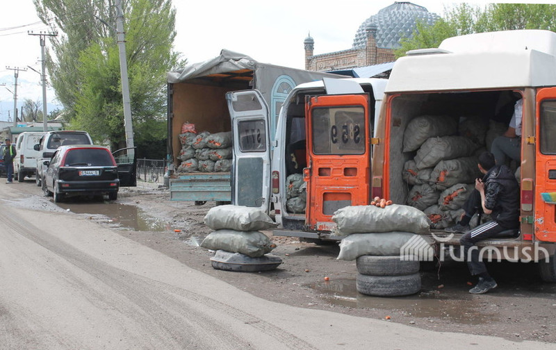 Торговля под солнцем: Сколько миллионов заплатили предприниматели рынков Оша и Ошской области? (список, суммы патентов) &mdash; Tazabek