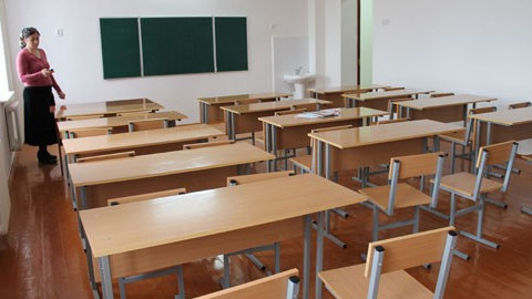 Депутат об инициативе продлить учебу в школах на 1 год: В селах почти нет детей, которые продолжают учиться в школе после 9 класса