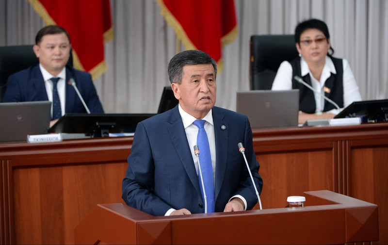 С.Жээнбеков: Из числа долгосрочных проектов мы придаем особое значение строительству железной дороги Китай&mdash;Кыргызстан&mdash;Узбекистан &mdash; Tazabek