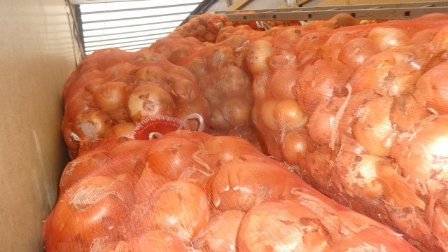 Россельхознадзор не пропустил в Оренбургскую область 82 тонны подкарантинной продукции из Казахстана и Кыргызстана &mdash; Tazabek