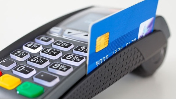 Госантимонополия выдала предписания руководителям 7 предприятий на Иссык-Куле, в которых отсутствует POS-терминал для карт &mdash; Tazabek