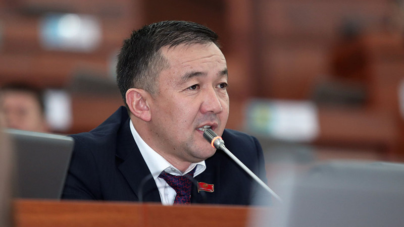 Депутат ЖК &ndash; правительству: При строительстве ж/д Китай &mdash; Кыргызстан &mdash; Узбекистан начните с участка Балыкчы&mdash; Кочкор&mdash; Кара-Кече &mdash; Tazabek