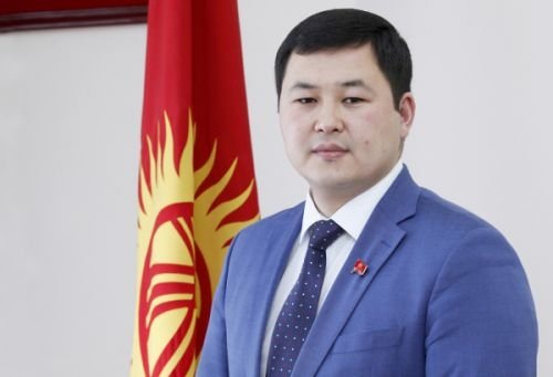 Депутат А.Жамангулов предложил поручить ГКНБ, МВД, Финполу перепроверить реализацию &laquo;Петрол Групп&raquo; и Бишкекского ликеро-водочного завода &mdash; Tazabek