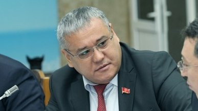 Депутат К.Нурматов: Условия выдачи ипотечных кредитов для госслужащих сложные &mdash; необходимо внести 200-300 тыс. первоначального взноса &mdash; Tazabek