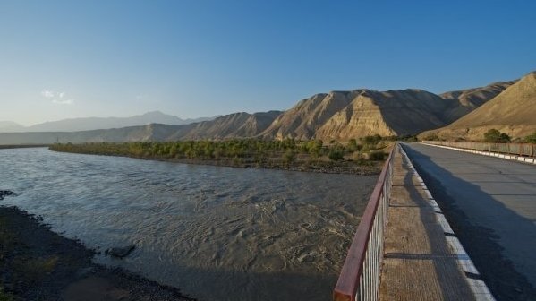 Золотой мост: Почему Минтранс заменил строительство 2 тоннелей на автодороге Север&mdash;Юг на эстакадный мост за $300 млн? (эскиз + теххарактеристики) &mdash; Tazabek