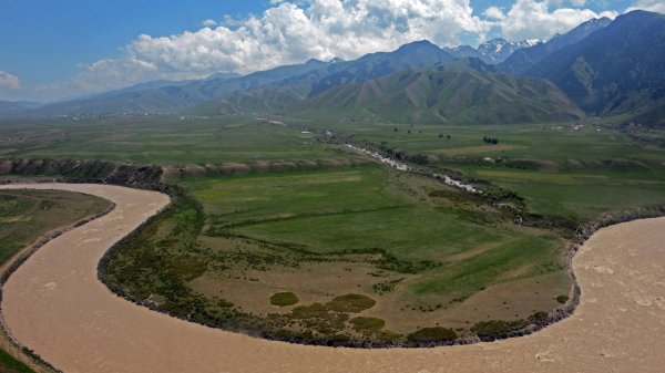 Какие иностранные компании выразили заинтересованность в проектах Камбар-Атинской ГЭС-1 и Верхненарынского каскада ГЭС? &mdash; Tazabek