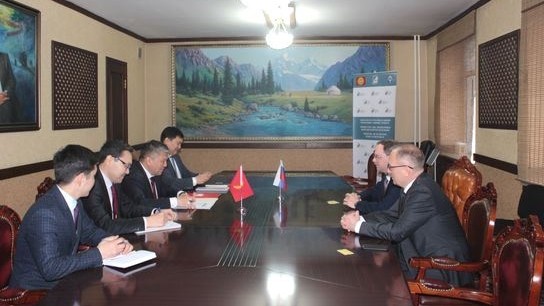 Россия планирует создать институт поддержки экспорта, что увеличит объемы поставок продукции КР и РФ, - замминистра РФ А.Груздев &mdash; Tazabek