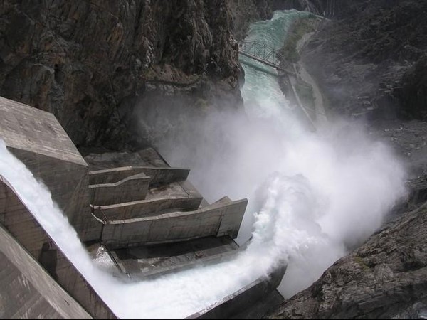 Выработка электроэнергии I и II гидроагрегатами Камбаратинской ГЭС-2 снизит попуски воды из Токтогульского водохранилища на 1,4 млрд кубов, - Госкомпромэнерго &mdash; Tazabek