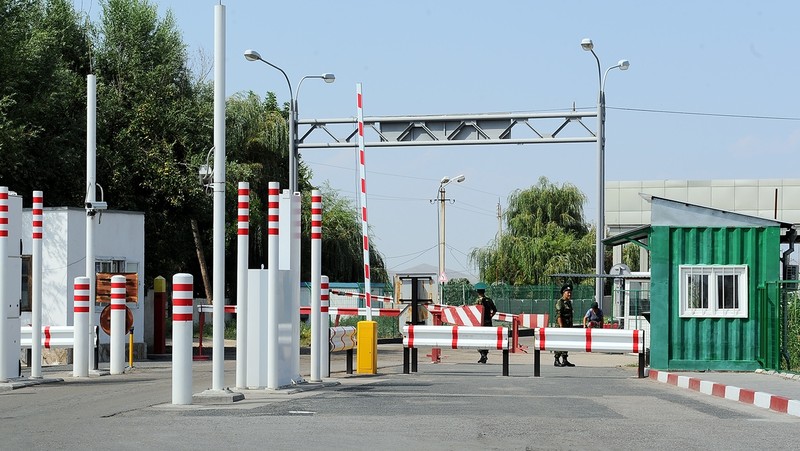 Правительство утвердило порядок представления уведомления о временном ввозе (вывозе) товаров из Кыргызстана в страны ЕАЭС и обратно &mdash; Tazabek