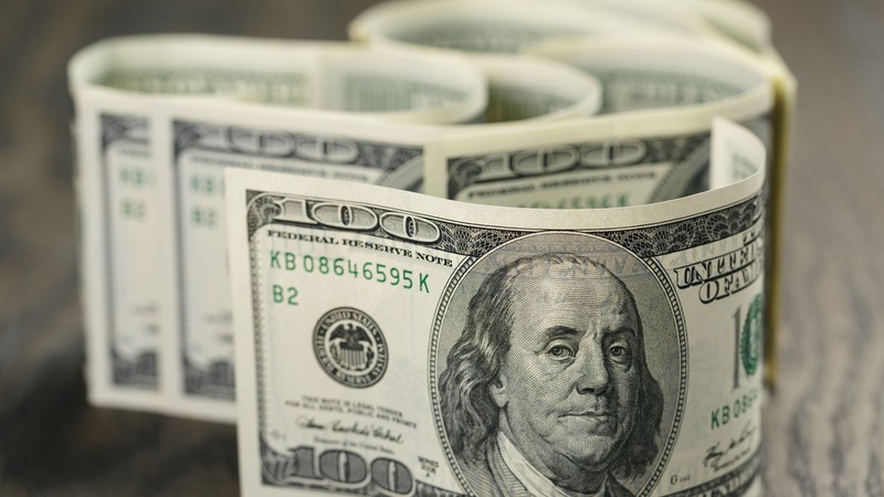 Курс валют: Доллар продается по 69 сомов (график) &mdash; Tazabek