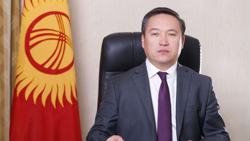 Сотрудники ГСБЭП не понимают суть реформ и продолжают &laquo;крышевать&raquo;, - глава ведомства З.Осмонов &mdash; Tazabek