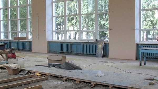 Заказом строительства и ремонта школ теперь занимается Госстрой, а Минобразования хочет мониторить процесс