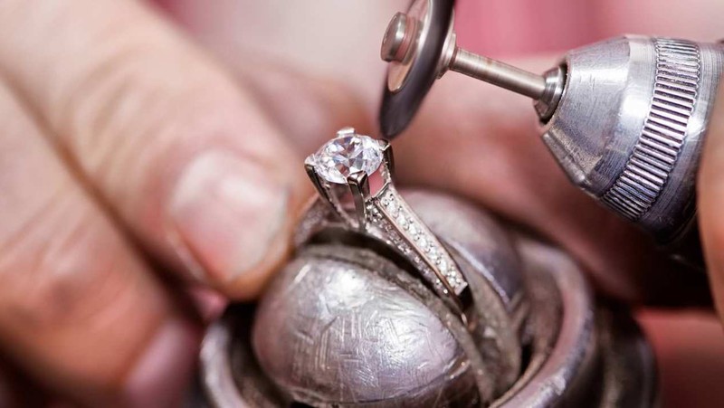 За полгода Департамент драгметаллов оштрафовал 108 предпринимателей на 534 тыс. сомов &mdash; Tazabek