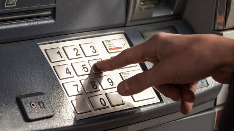 Нацбанк предлагает Минэкономики до конца 2018 года перевести выплату зарплат хозсубъектов через комбанки &mdash; Tazabek