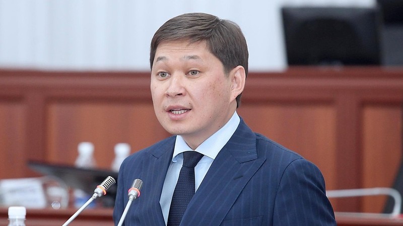 Работы по дороге Балыкчы&mdash;Корумду приостановлены, у нас задолженность перед &laquo;Лонг Хай&raquo;, - премьер С.Исаков &mdash; Tazabek