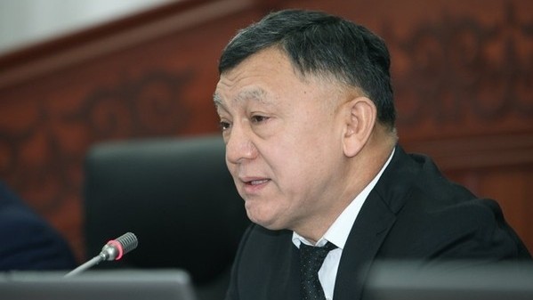 Депутат о регулировании цен: Если молоко у фермеров скупают по 12-15 сомов за литр, почему в магазинах оно продается по 35 сомов? &mdash; Tazabek