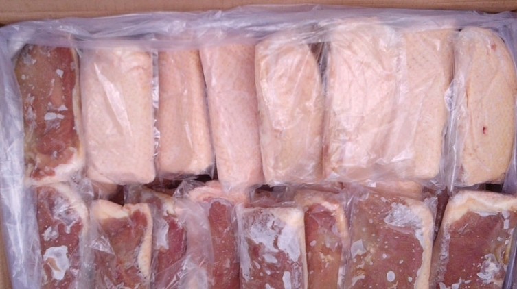 Таможня задержала контрабандный груз с утиным филе стоимостью 2,3 млн сомов &mdash; Tazabek