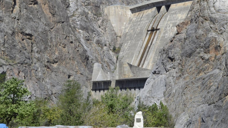 На Токтогульской и Курпсайской ГЭС проведут реконструкцию очистных сооружений хозяйственно-бытовых стоков &mdash; Tazabek