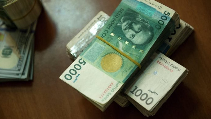 Утвержденный в 2017 году республиканский бюджет по доходам исполнен на 96,3% - 134,7 млрд сомов, - Счетная палата &mdash; Tazabek