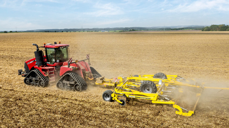 В Кыргызстане не хватает уборочной техники, она дорогая, - глава департамента Минсельхоза Н.Кожогулов &mdash; Tazabek