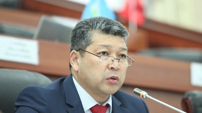 Депутат предложил строить мясокомбинаты или молокоперерабатывающие заводы на гранты вместо выдачи кредитов, которые уходят как &laquo;вода в песок&raquo; &mdash; Tazabek