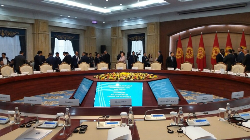 Знакомьтесь, делегация доноров на встрече с президентом: фамилии, фотографии &mdash; Tazabek