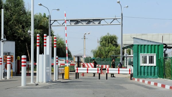 Невостребованные авто:  За 3 года в 83 раза снизились поступления в бюджет от растаможки машин &mdash; Tazabek