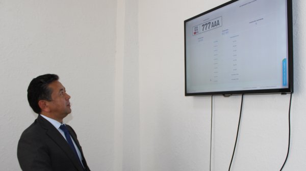 Госномер по цене квартиры: ГРС продала &laquo;крутой номер&raquo; 01 777 AAA за 1,7 млн сомов &mdash; Tazabek