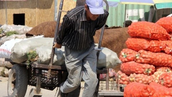 Глава ГСБЭП: Ведется следствие по проверке законности договора аренды между &laquo;Кыргыз Темир Жолу&raquo; и &laquo;Лагуна Групп&raquo; по рынкам &laquo;Дыйкан&raquo; и &laquo;Пишпек&raquo; &mdash; Tazabek