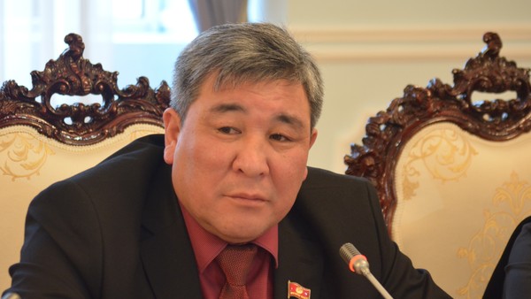 Депутат Р.Момбеков: Стоит ли лобби за предложением передать госполномочия частным ветеринарам, покажет история, но этот законопроект убьет ветеринарную отрасль &mdash; Tazabek