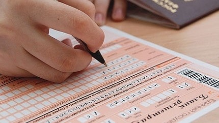Если наугад отвечать на тестовые вопросы ОРТ, то высокий балл возможно набрать один раз в миллион лет, - ЦООМО