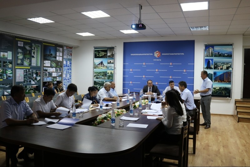 Бишкекглавархитектура предлагает принять положение, позволяющее сократить факты некорректной рекламы &mdash; Tazabek
