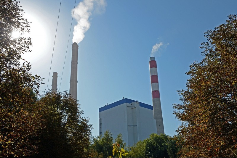 Депутат: Действительно ли высота одной из новых труб ТЭЦ Бишкека сокращена на 12 метров? &mdash; Tazabek