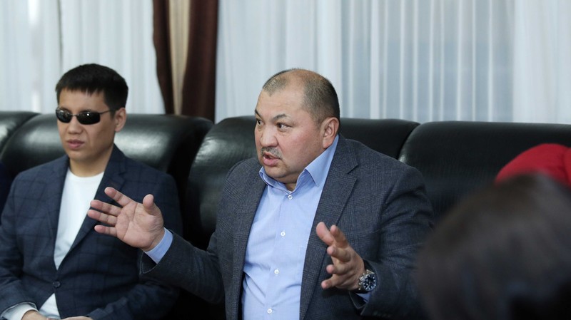 Про повышение тарифов на свет и тепло я бы сейчас молчал, сегодня у нас народ и так злой, - депутат &mdash; Tazabek