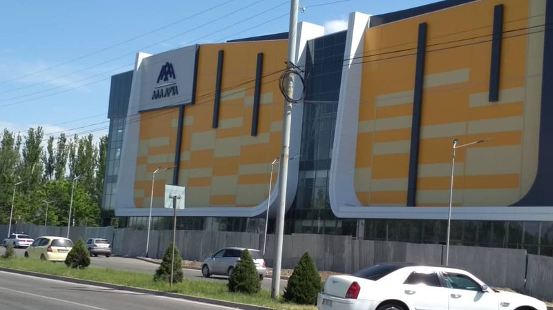 ТРК &laquo;Ала-Арча&raquo; на Южной магистрали: Борьба за землю или как участок переходил из рук в руки &mdash; Tazabek