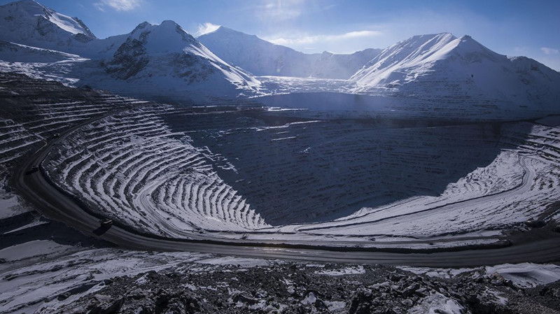В ЖК обсуждают, будет ли Кумтор платить за воду после принятия законопроекта о внедрении принципа платности за пользование водными ресурсами &mdash; Tazabek