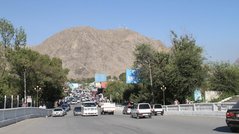 В двух регионах КР за полгода произведены табачные изделия на 39,7 млн сомов &mdash; Tazabek