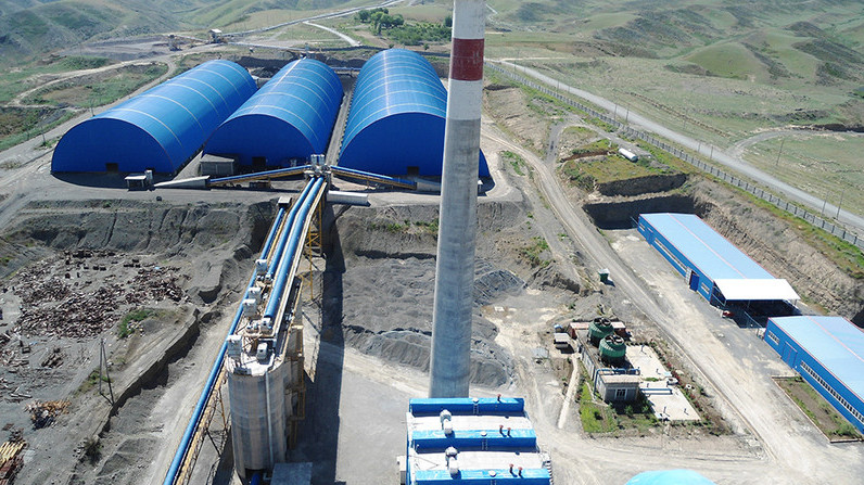 Две области&mdash;Один завод: Споры вокруг Южно-Кыргызского цементного завода &mdash; Tazabek