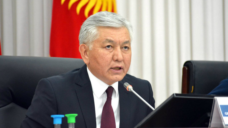 Депутат И.Омуркулов предложил создать национальную компанию по строительству дорог &mdash; Tazabek